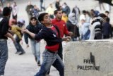 gaza_lanciopietre1.jpg[1].jpg